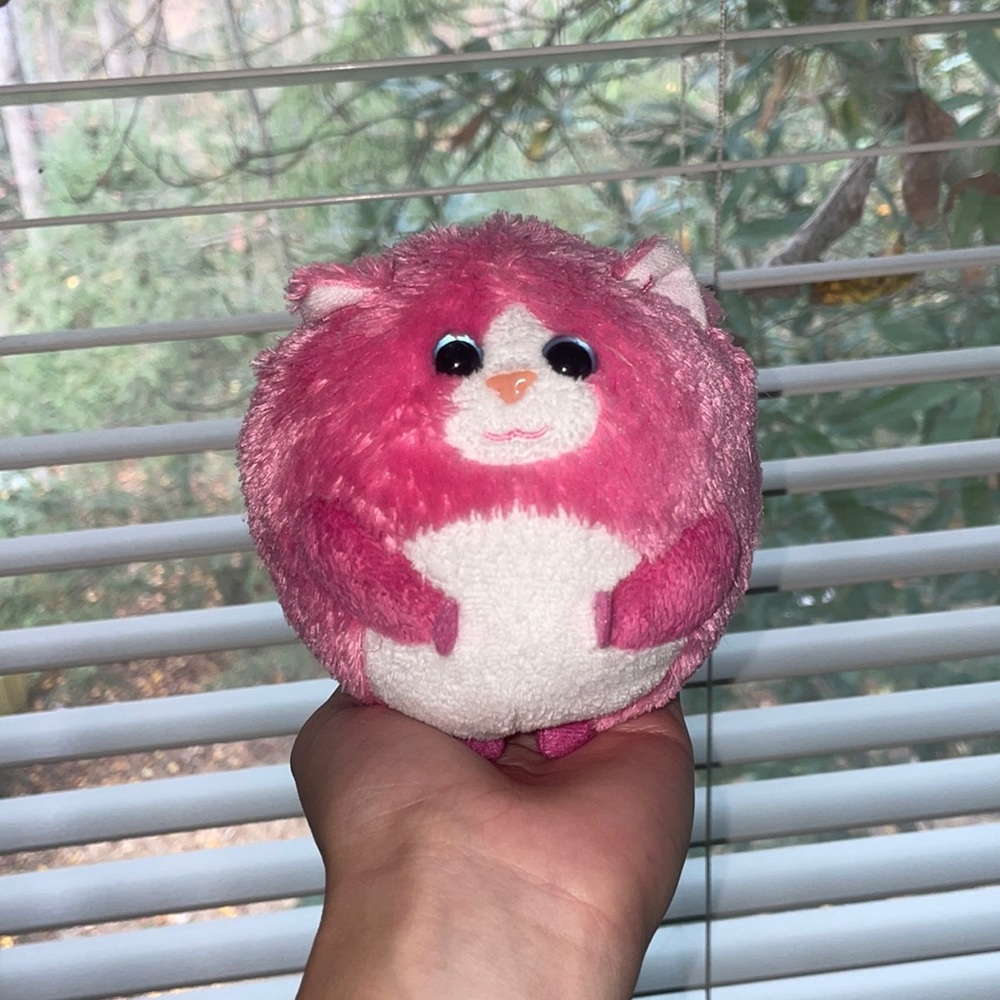 Tumbles the cat, Original Beanie Ball made by Ty perfect condition.